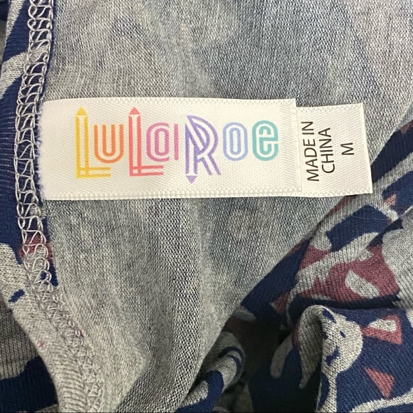 LULAROE NWT floral print fit & flare perfect tee. M Polyester knit. Long length. - Picture 11 of 12